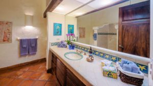 xr:d:DAEMrW4V-o4:16912,j:41938495331,t:22112318