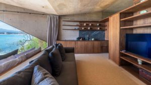 xr:d:DAEMrW4V-o4:21564,j:8243129938730263418,t:24012617