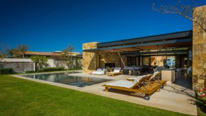 xr:d:DAEMrW4V-o4:20071,j:7521420820249189702,t:23111702