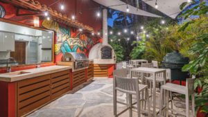 xr:d:DAEMrW4V-o4:17624,j:47827374713,t:23022815