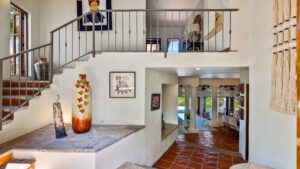 xr:d:DAEMrW4V-o4:19828,j:7568708280726190384,t:23111320