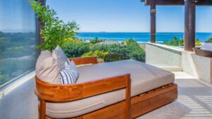 xr:d:DAEMrW4V-o4:20702,j:4935232017807965924,t:23121823