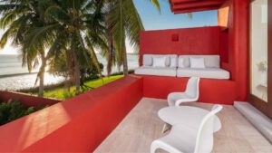 xr:d:DAEMrW4V-o4:17728,j:47848383352,t:23022820