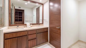 xr:d:DAEMrW4V-o4:21379,j:4626738723031589189,t:24011918