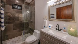 xr:d:DAEMrW4V-o4:21883,j:2700327389776102137,t:24022120