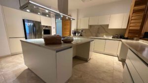 villa-38731007401755811288.jpg