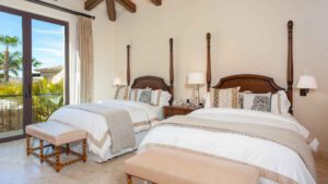 xr:d:DAEMrW4V-o4:21078,j:1470840158537554713,t:24010820