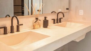 xr:d:DAEMrW4V-o4:21951,j:9126966133913825999,t:24031223