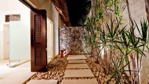 xr:d:DAEMrW4V-o4:17927,j:46248272365,t:23050120