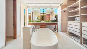 xr:d:DAEMrW4V-o4:20016,j:7951514370233806835,t:23111500