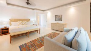 xr:d:DAEMrW4V-o4:20917,j:6704022307335012178,t:24010220