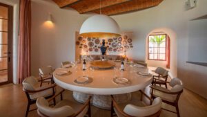 xr:d:DAEMrW4V-o4:19663,j:8502076633639458852,t:23101823