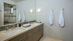 xr:d:DAEMrW4V-o4:19771,j:8705865033678823211,t:23102323