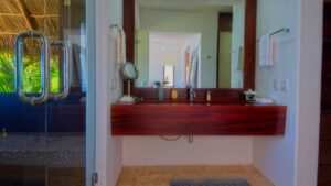 xr:d:DAEMrW4V-o4:17775,j:47927700292,t:23030121