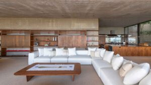 xr:d:DAEMrW4V-o4:21541,j:4840660421246085535,t:24012617