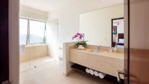 xr:d:DAEMrW4V-o4:17803,j:44195299773,t:23032902