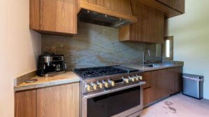 xr:d:DAEMrW4V-o4:22297,j:1379651024667266990,t:24040220