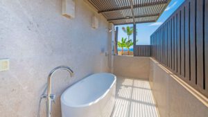 xr:d:DAEMrW4V-o4:20235,j:4352013163806580525,t:23112218