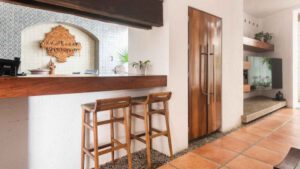 xr:d:DAEMrW4V-o4:18865,j:2006750183227785766,t:23071500