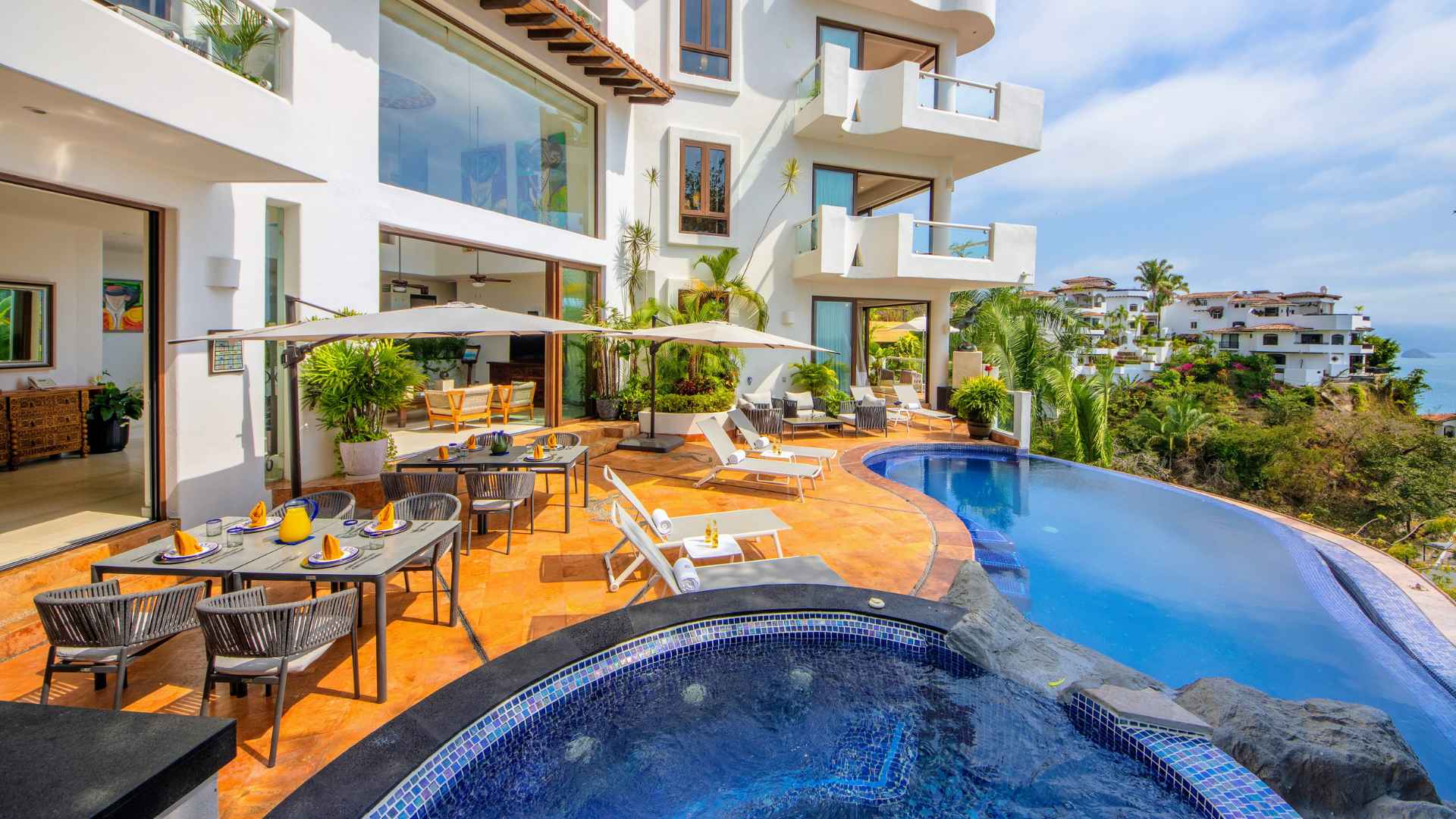 Villa Divina | Agave Villas