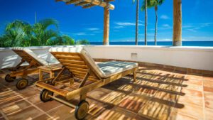 xr:d:DAEMrW4V-o4:19809,j:5452014315833116736,t:23102402