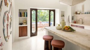 xr:d:DAEMrW4V-o4:16978,j:42579403204,t:22113000