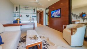 xr:d:DAEMrW4V-o4:20707,j:8960324183652269022,t:23121823