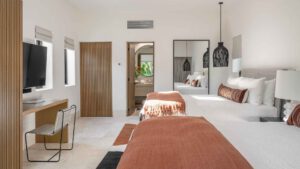 xr:d:DAEMrW4V-o4:17299,j:44514389134,t:23010204