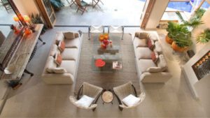 xr:d:DAEMrW4V-o4:21916,j:7144255758231429796,t:24030618