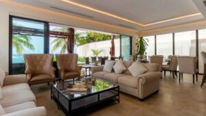 villa-90898101931758216518.jpg