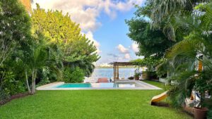 villa-92255429811755811341.jpg
