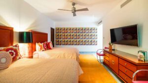 xr:d:DAEMrW4V-o4:17566,j:47547441133,t:23022319