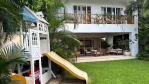 villa-9639287761755811245.jpg