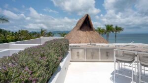 xr:d:DAEMrW4V-o4:18977,j:7889581826201153618,t:23082822