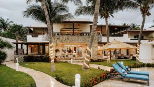 xr:d:DAEMrW4V-o4:16877,j:41353678675,t:22111804