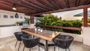 xr:d:DAEMrW4V-o4:17216,j:43902086448,t:22121918