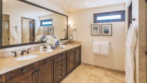 xr:d:DAEMrW4V-o4:18073,j:4628720769,t:23051320