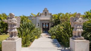 xr:d:DAEMrW4V-o4:18339,j:8864604742035647814,t:23062719