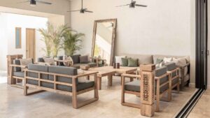 xr:d:DAEMrW4V-o4:21945,j:6309964567427404271,t:24031223