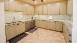 xr:d:DAEMrW4V-o4:18090,j:4628835921,t:23051321