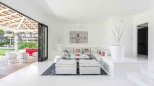 xr:d:DAEMrW4V-o4:19184,j:4022117488782332911,t:23091519