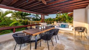 xr:d:DAEMrW4V-o4:17209,j:43902028980,t:22121918