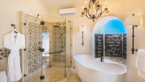 xr:d:DAEMrW4V-o4:18070,j:4628701636,t:23051320