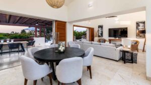 xr:d:DAEMrW4V-o4:17211,j:43902046995,t:22121918