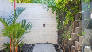 xr:d:DAEMrW4V-o4:18474,j:8145154914103380260,t:23062921