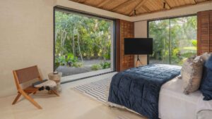 xr:d:DAEMrW4V-o4:18960,j:5750370043261761207,t:23080922