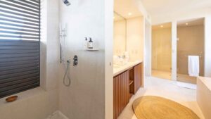 xr:d:DAEMrW4V-o4:19282,j:5267365045447732754,t:23100717