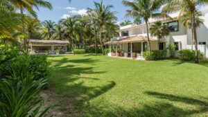 xr:d:DAEMrW4V-o4:19214,j:150147706756713480,t:23091519