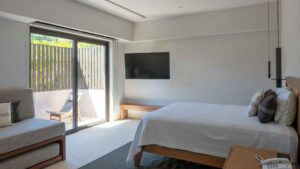 xr:d:DAEMrW4V-o4:18567,j:6522733252284215936,t:23063021