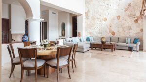 xr:d:DAEMrW4V-o4:21679,j:6241280546759670377,t:24020122